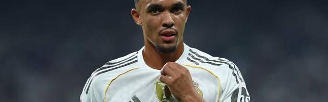 国际足联-西媒称阿韦洛亚劝阿诺德夏窗离队，邮报：这一报道毫无根据