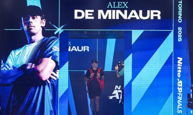 澳网男单首轮焦点对话：贝雷帽大战小野兔！