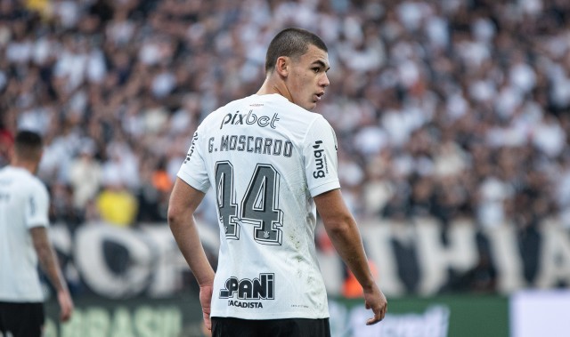 2026世界杯-巴黎外租小将：坎波斯就像父亲一样帮助我 未来希望入选巴西队